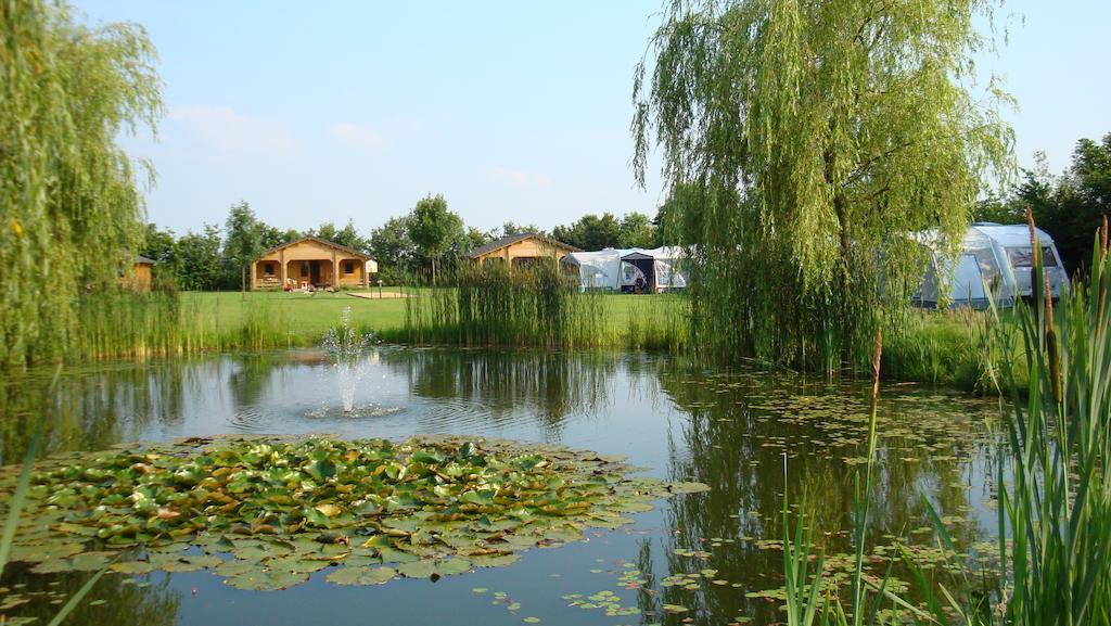 Vakantie-Oord De Hulsdonken Bergeijk Kamer foto